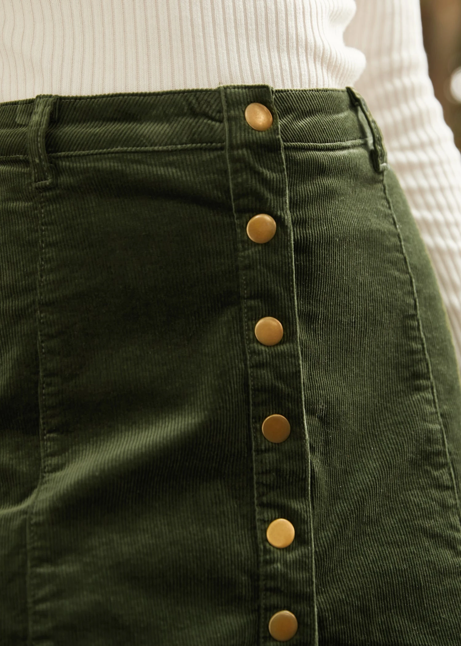 Vogue On Vinyl Button Front Corduroy Skirt 5 Vogue On Vinyl Button Front Corduroy Skirt - Image 5