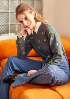 Drive-In Diva Collar Sweatshirt 9 Drive-In Diva Collar Sweatshirt -Sway & Shine Fashion Sales Store 207555 DARKGRYSKULLPR 5