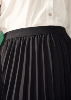 Studio 54 Pleated Midi Skirt 9 Studio 54 Pleated Midi Skirt -Sway & Shine Fashion Sales Store 207557 BLK 7